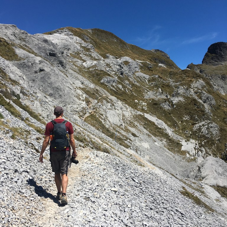 7780C2E9-7949-49BA-8E30-25FA5BA91E0B