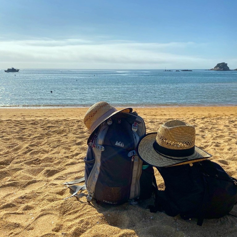 9956D324-3B80-4B84-9271-BA50B1DE33B1